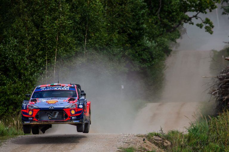 Breen completó el 1-2 de Hyundai en Estonia.