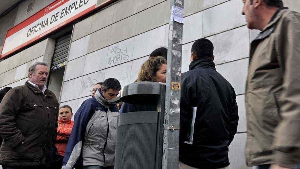 La desocupación bajó un 6,2% en el segundo trimestre. Foto: AP