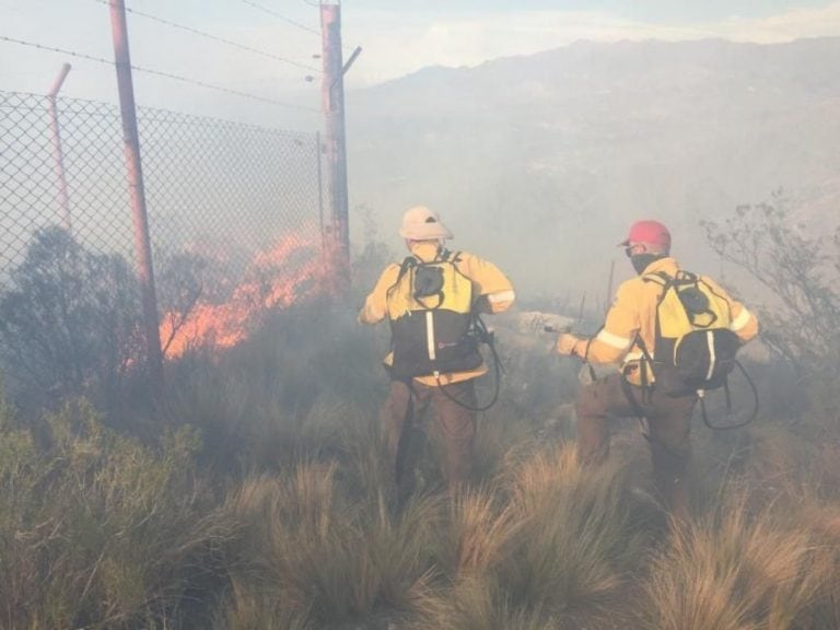 Incendio en el Cerro Arco