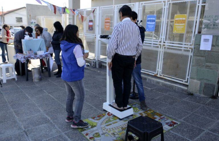 Actividades recreativas en el  centro del barrio Las Quintas. Foto: Alfredo Leiva.