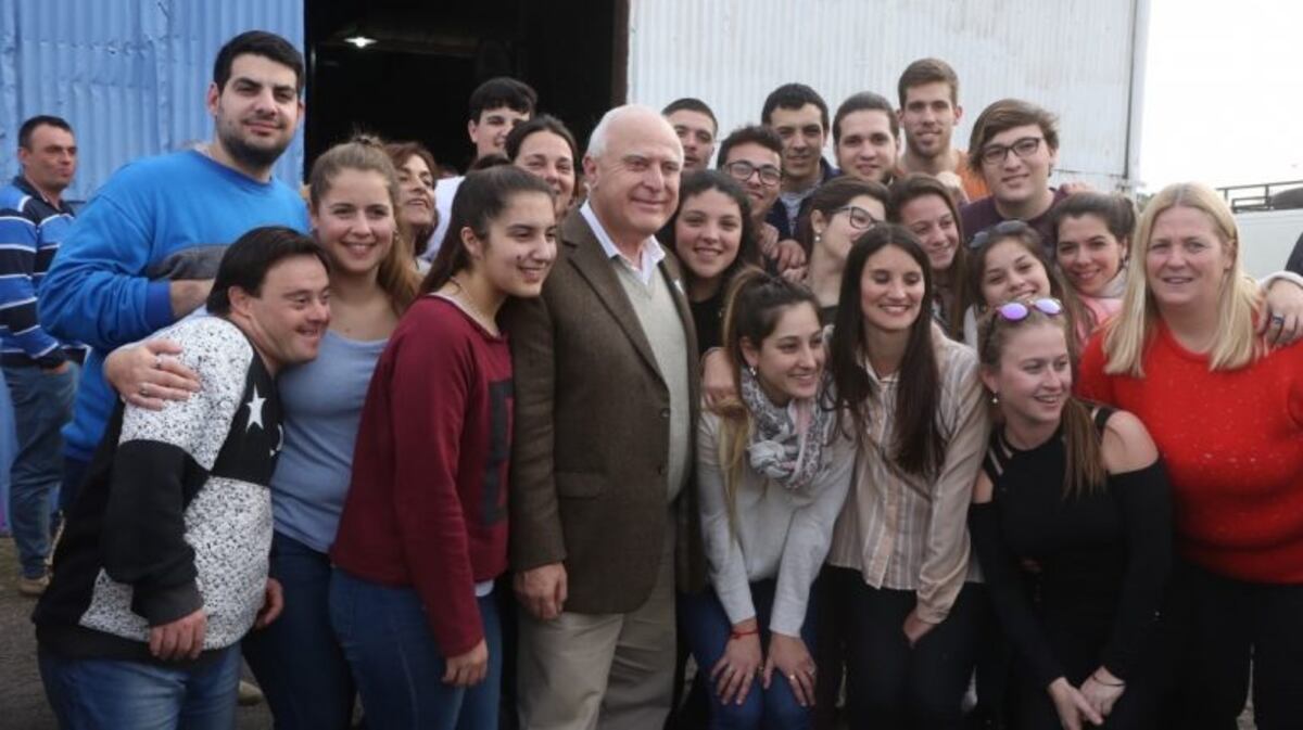 Lifschitz empezó a hablar con Perotti para encauzar la transición