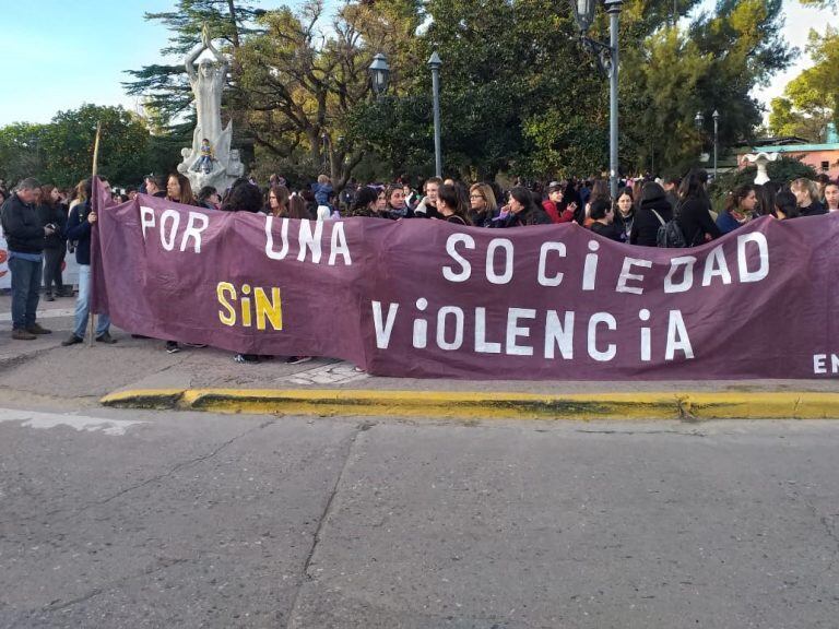 Marcha de Ni Una Menos en Alta Gracia.