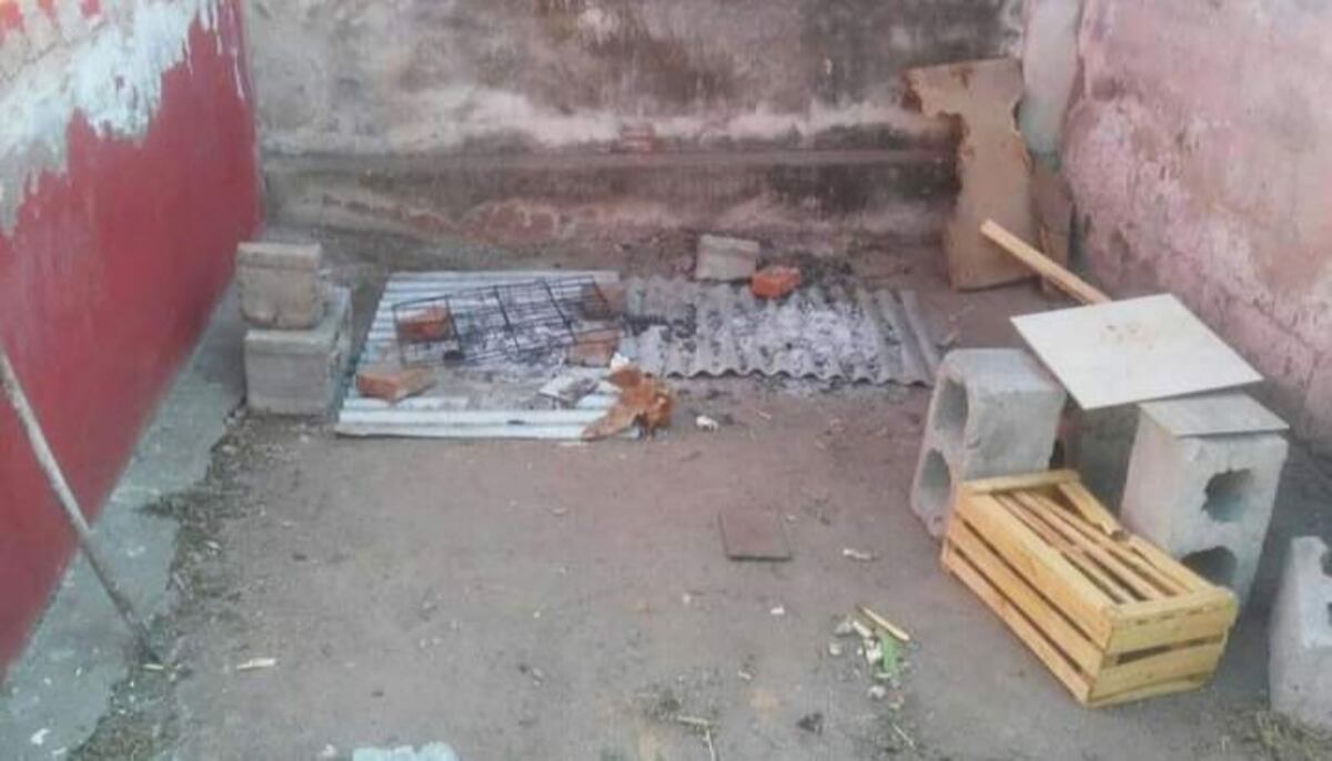 En el Día de la Madre se hicieron un asado con cerveza en medio de las tumbas