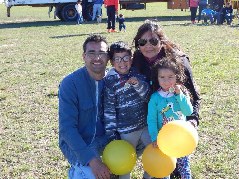 Iván Orellano y familia