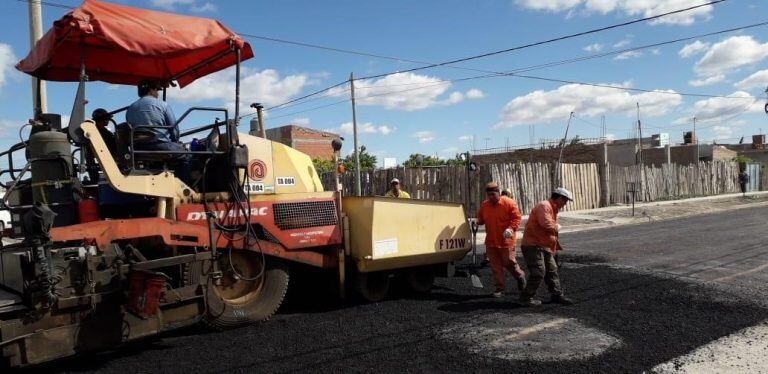 Pavimentación de calles en Viedma (Río Negro).