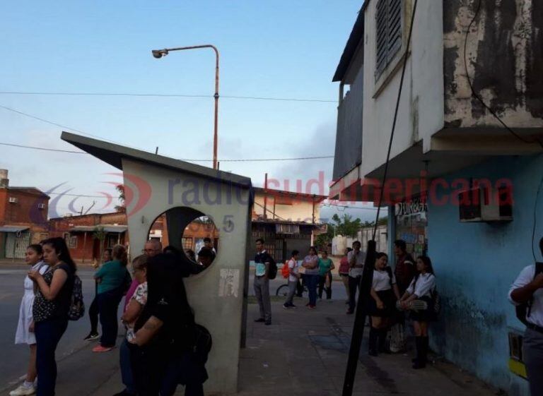 Largas demoras en Corrientes por una medida de fuerza de la UTA. (Foto: Radio Sudamericana)