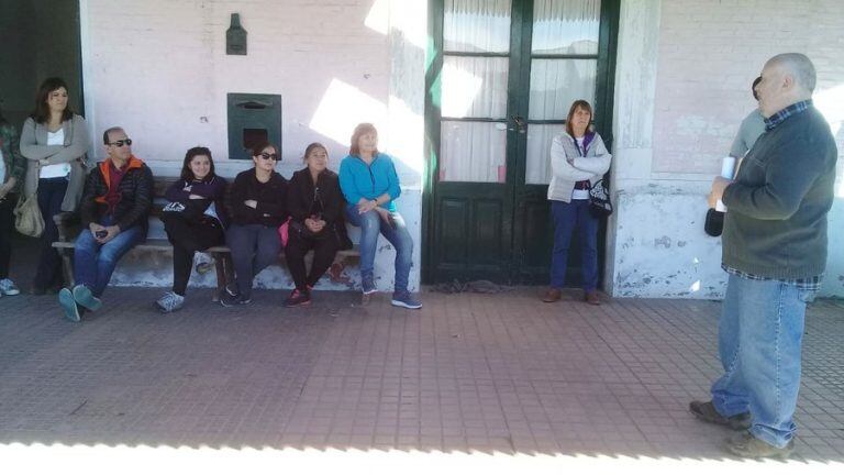 Visita a la estación de General Acha (UNLPam)