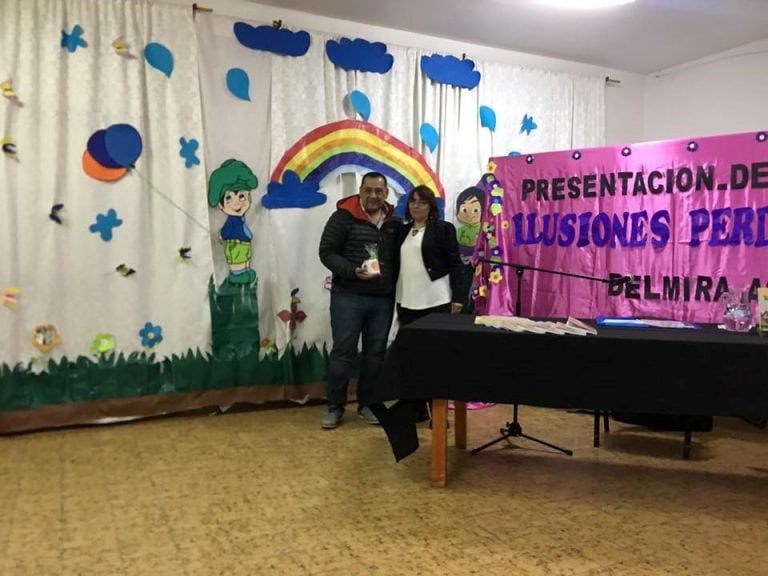 Presentación libro en Los Antiguos