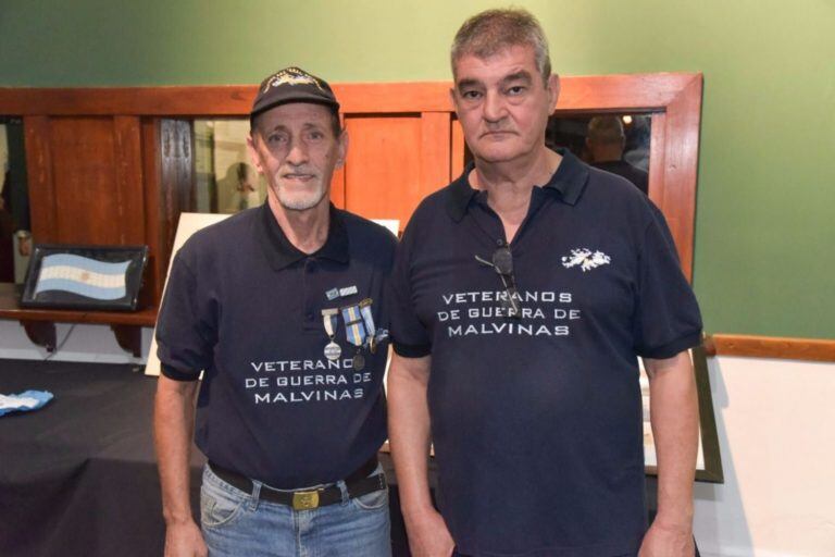 En el Centro Cultural José La Vía se homenajeó a los combatientes y caídos en Malvinas.