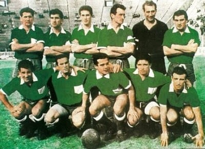 Ferro 1963. Parados: Norberto Desanzo, Sergio Di Gioia, Héctor Carrasco, Alberto P. Mogaburu, Roque Marrapodi y José Leonardi.
Agachados: Osvaldo L. Biaggio, Héctor Berón, Rubén Fernández, Rafael Reynoso y Antonio Garabal.