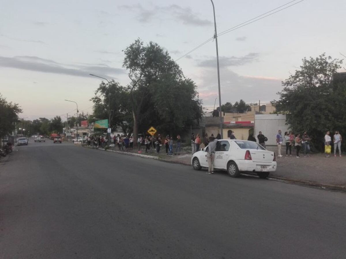 La Calera: más de 300 aspirantes para 8 puestos de trabajo