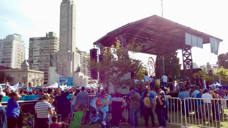 Gran convocatoria de la marcha contra el aborto en Rosario