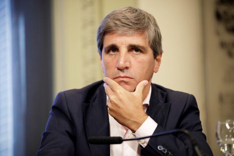 El FMI criticó la política de intervención de Luis Caputo al frente del Banco Central (Foto: Victor R. Caivano/AP)