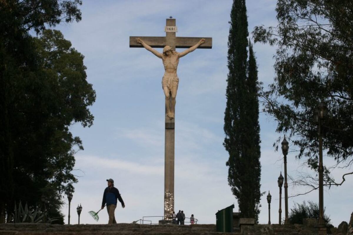 Semana Santa en Tandil: así fue la Procesión del Santo Entierro