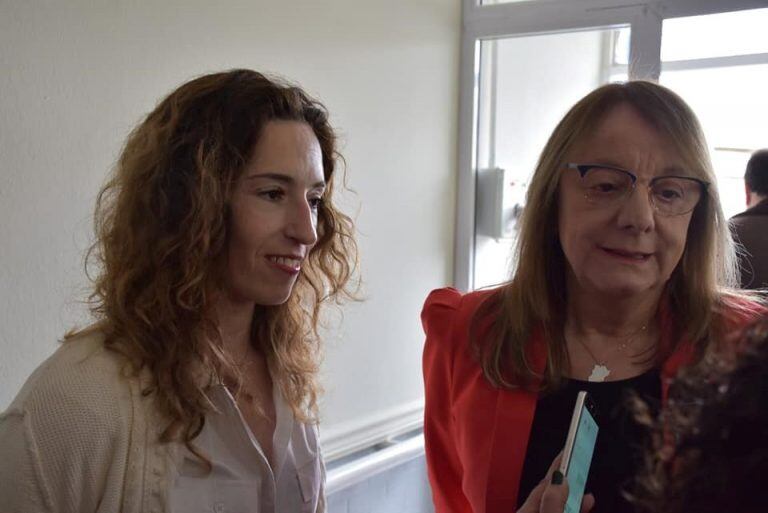 Gobernadora de la provincia Alicia Kirchner junto a la Ministra de Salud y Ambiente Rocío García