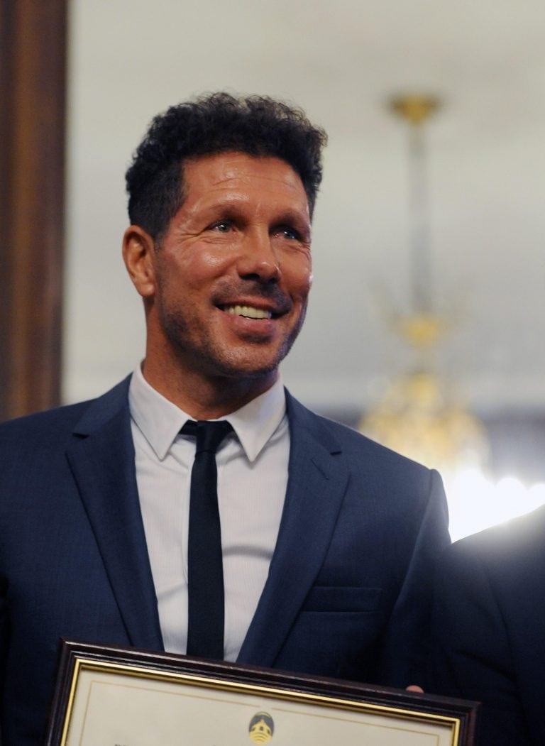 Simeone fue distinguido como personalidad destacada del Deporte. (EFE/ Enrique Garcia Medina)