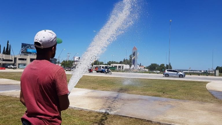 La nueva rotonda de la Mujer Urbana fue inaugurada este jueves, en la obra del Cierre de la Circunvalación.