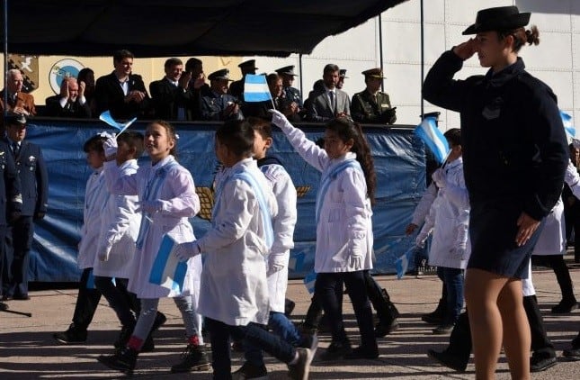 Día de la Bandera Nacional, en la IV Brigada Aérea.