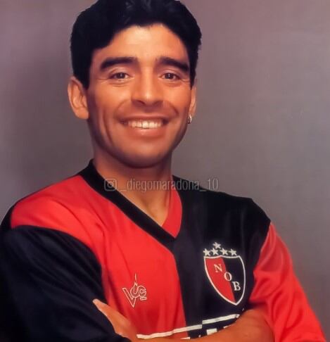 Maradona se acordó de su debut en Newell's