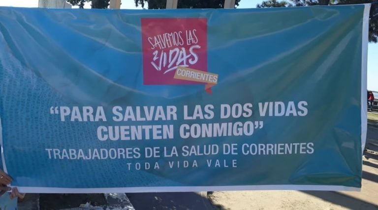 Médicos correntinos se sumaron al "Chaquetazo" en contra del aborto. (Foto: Twitter)