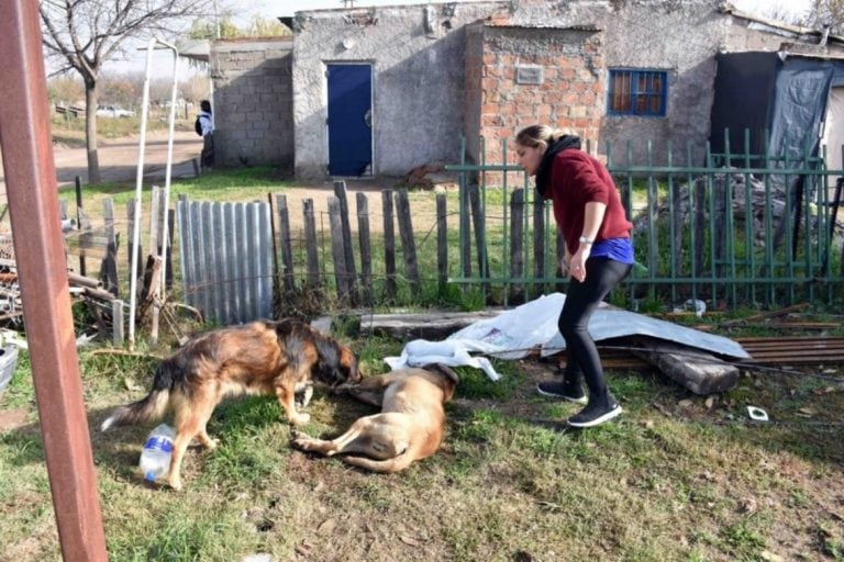 Vecinos del barrio El Pimpollo piden Justicia. Foto: El Diario de la República.