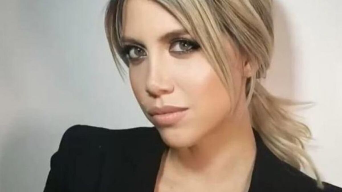 Las picantes frases con las que Wanda Nara acompañó sus fotos