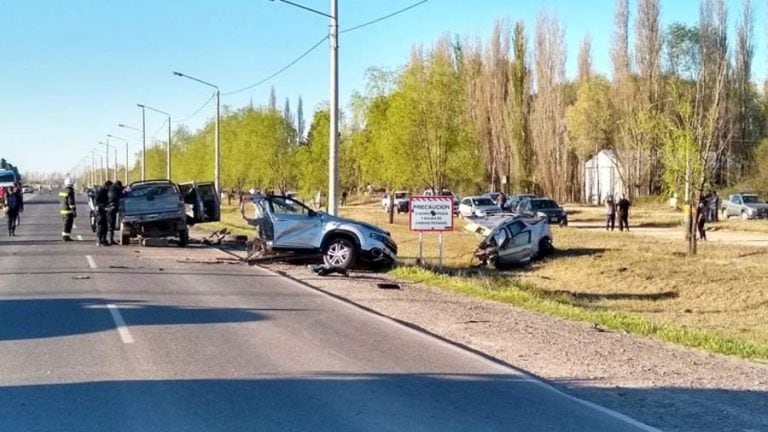 La Fiat Toro quedó partida en dos (AM 900)