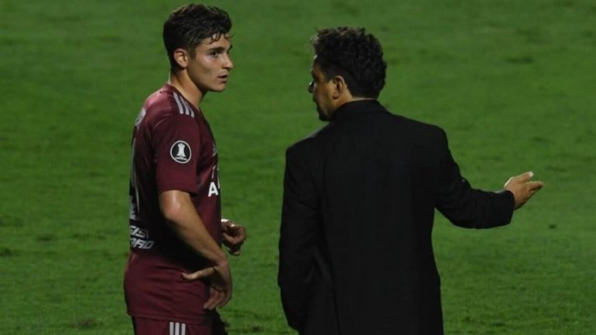 Julian Álvarez desde el arranque para River Plate ante San Pablo