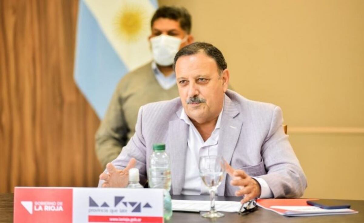 Ricardo Quintela participó de la entrega de viviendas de Procrear que encabezó Alberto Fernández