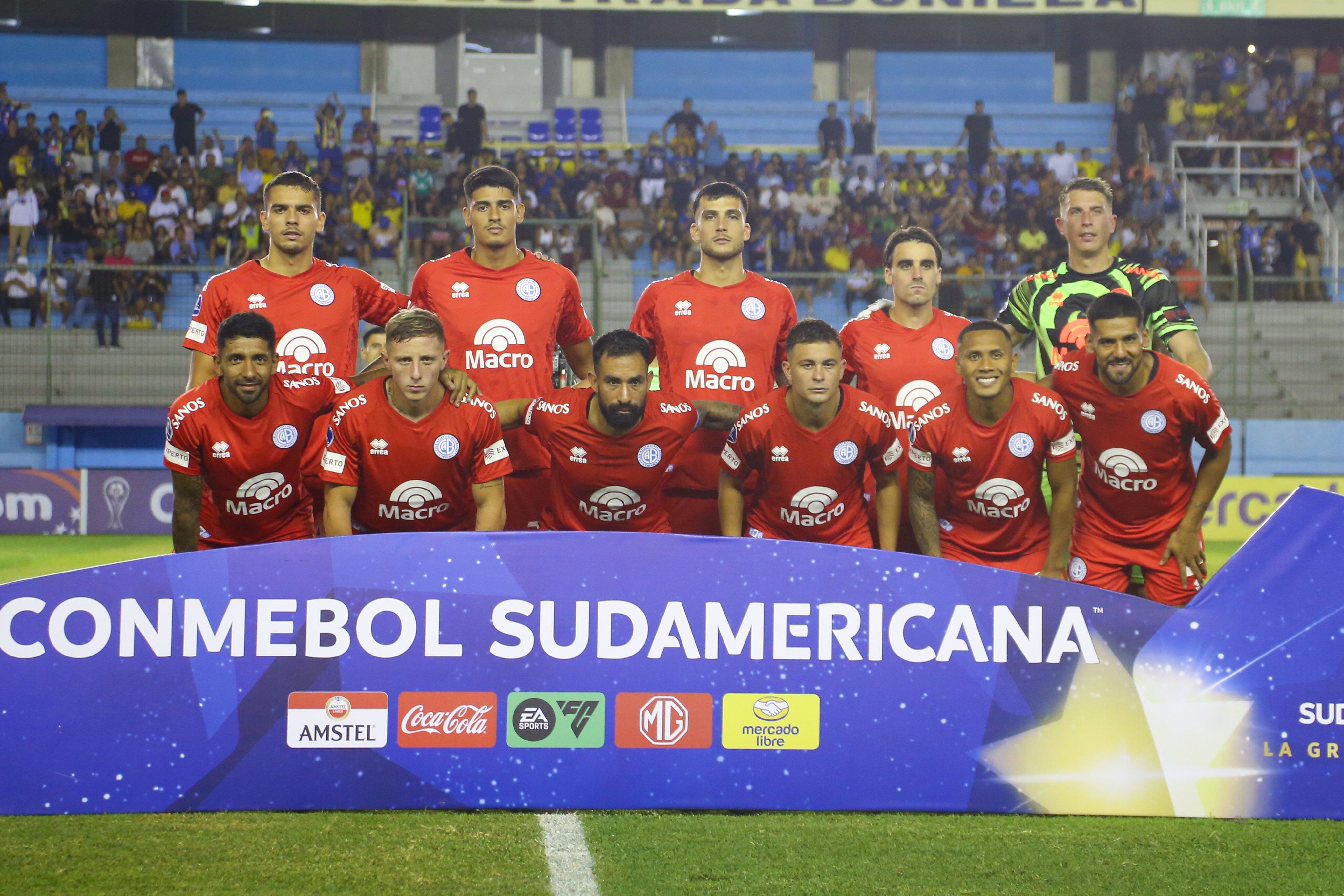 La formación de Belgrano que visita a Delfín en la segunda fecha de la Copa Sudamericana. (Prensa Belgrano)