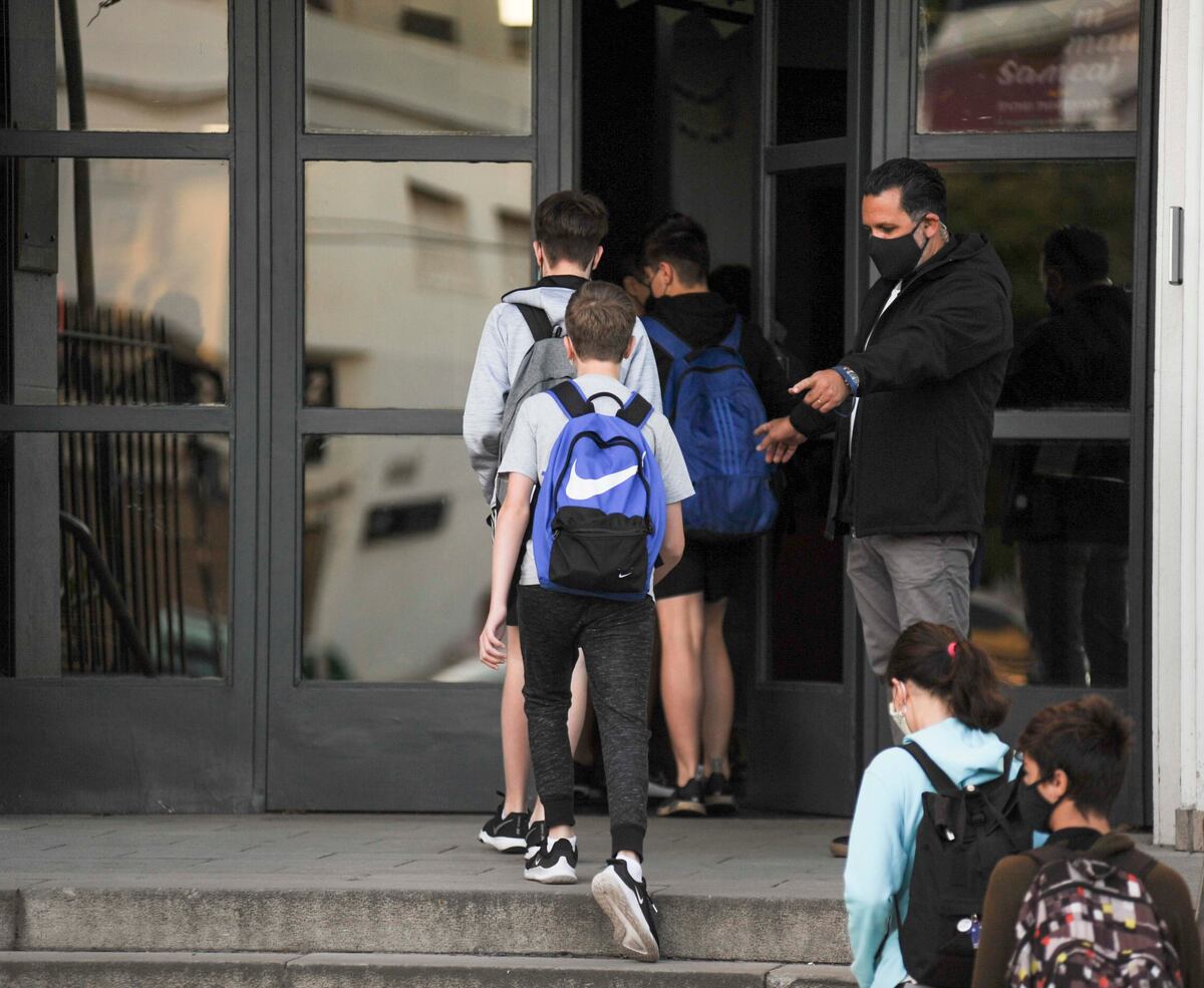 La Justicia Federal inhibió el fallo porteño que habilitaba las clases presenciales