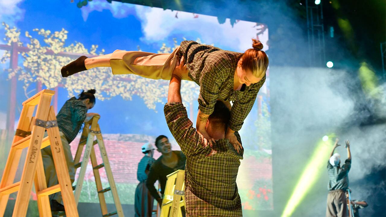 Vendimia de Godoy Cruz 2023.
"Danza bajo la magia de los parrales" en el parque San Vicente