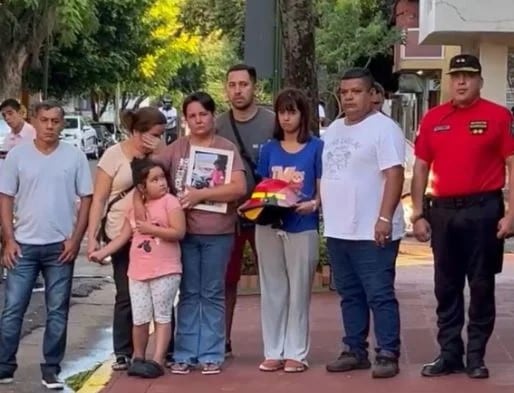 Homenaje y ascenso post mortem para el bombero que perdió la vida en un incendio en Posadas.