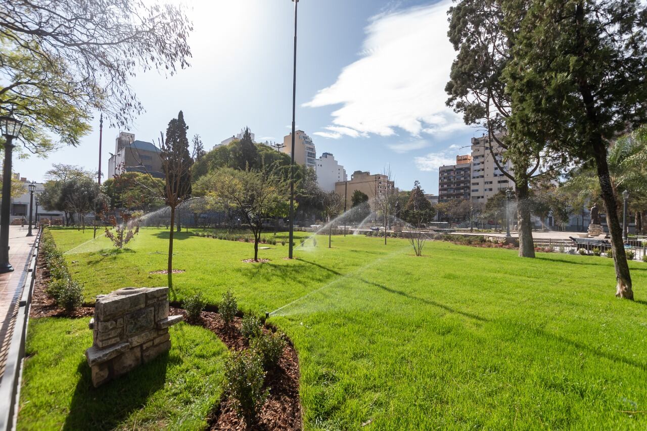 Las obras de puesta en valor de la plaza Colón están en la recta final (Municipalidad de Córdoba).