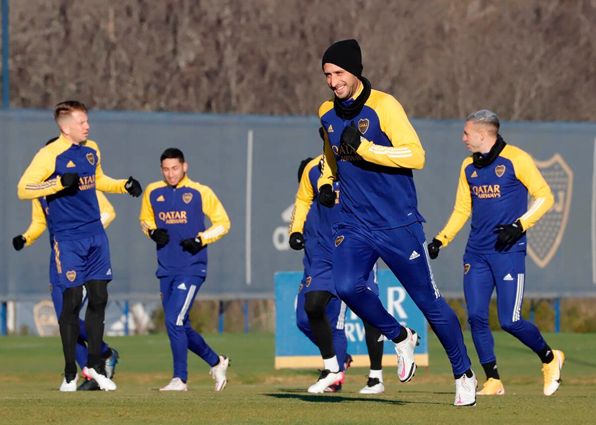 El desafío de los penales del que participaron algunos jugadores de Boca en el entrenamiento