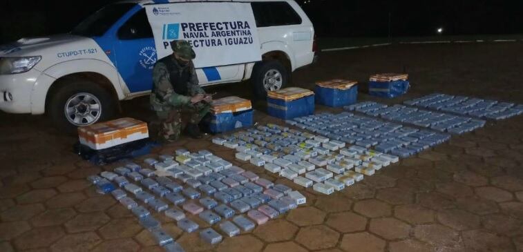 Puerto Iguazú: secuestran contrabando de celulares.