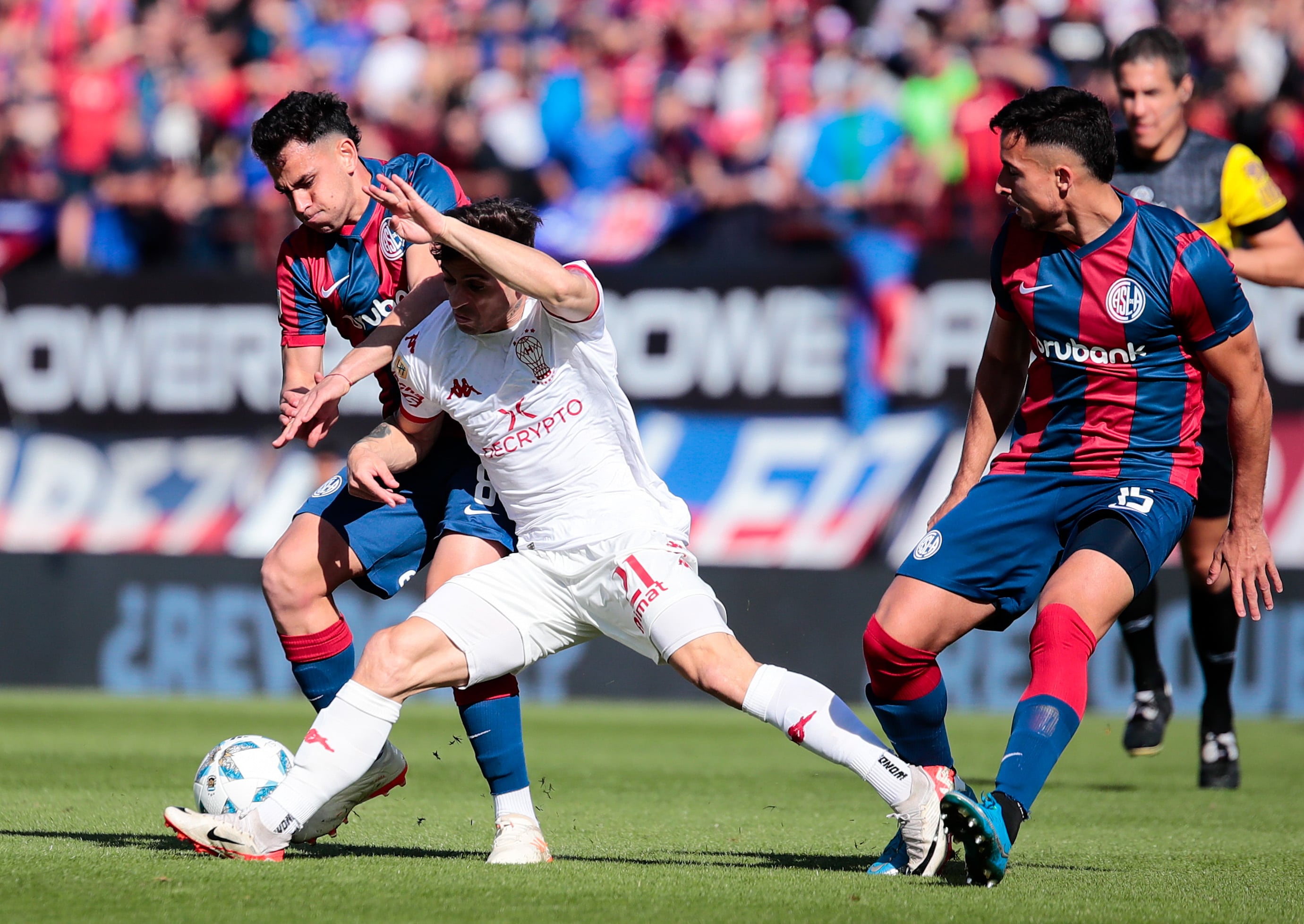 San Lorenzo ante Huracán, en un nuevo clásico. (Fotobaires).