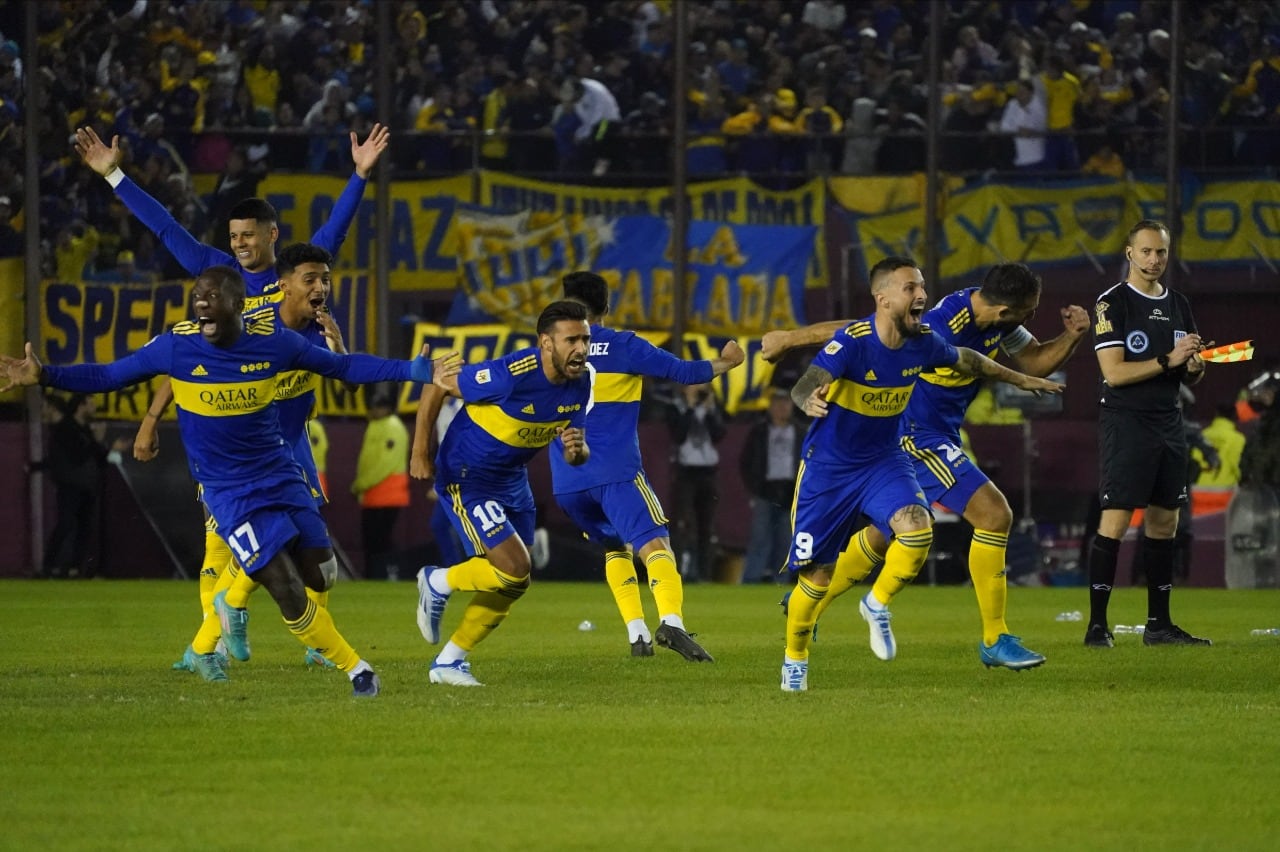 Boca eliminó a Racing por penales y jugará la final.