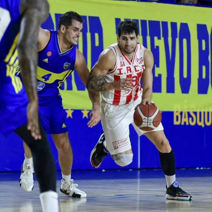 Luciano González, con su goleo, mantuvo en juego a Instituto contra Boca en el cuarto partido semifinal de la Liga Nacional. (Matías García / Liga Nacional)