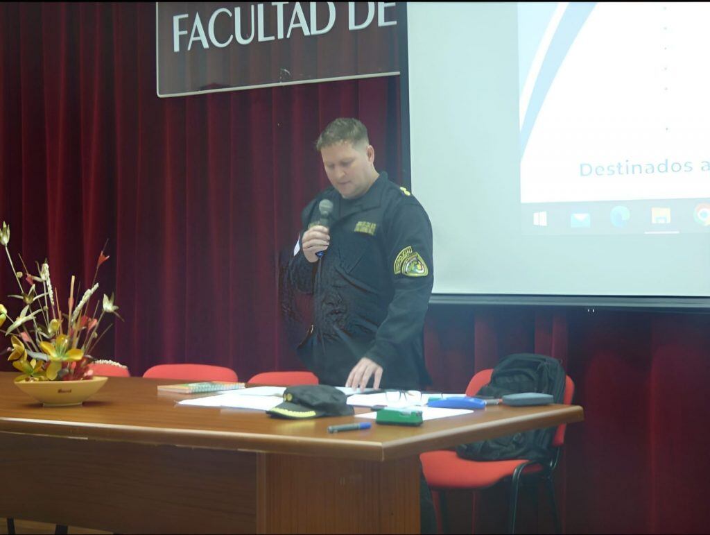 Dictan charlas sobre seguridad y prevención en Oberá.