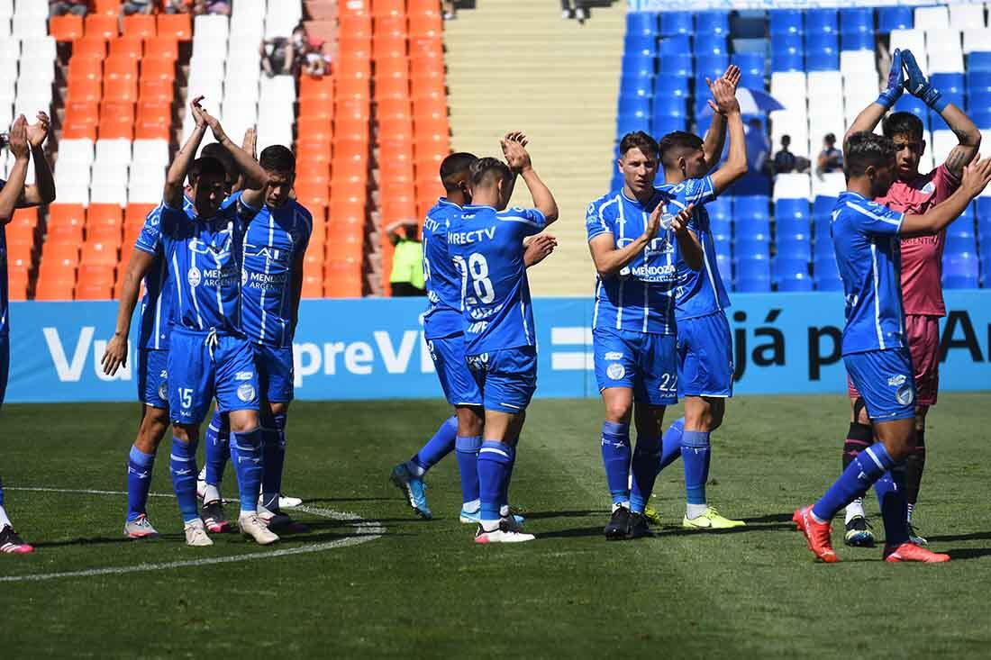 Godoy Cruz derrotó a Banfield y lo comparten con los los hinchas que se ilusionan con una Copa.