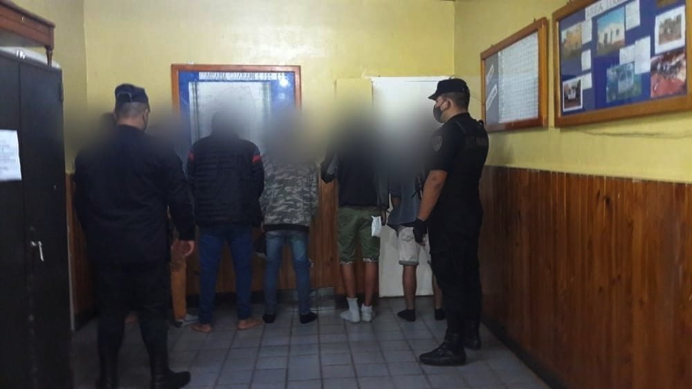 Colonia Guaraní: detuvieron a seis jóvenes que ocasionaban disturbios. Policía de Misiones