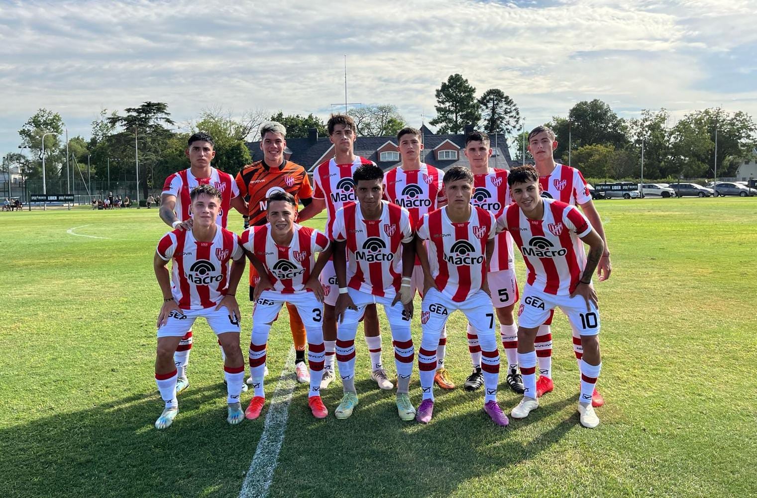 Instituto empató 0 a 0 este jueves ante Riestra en Buenos Aires (Foto: Prensa IACC).