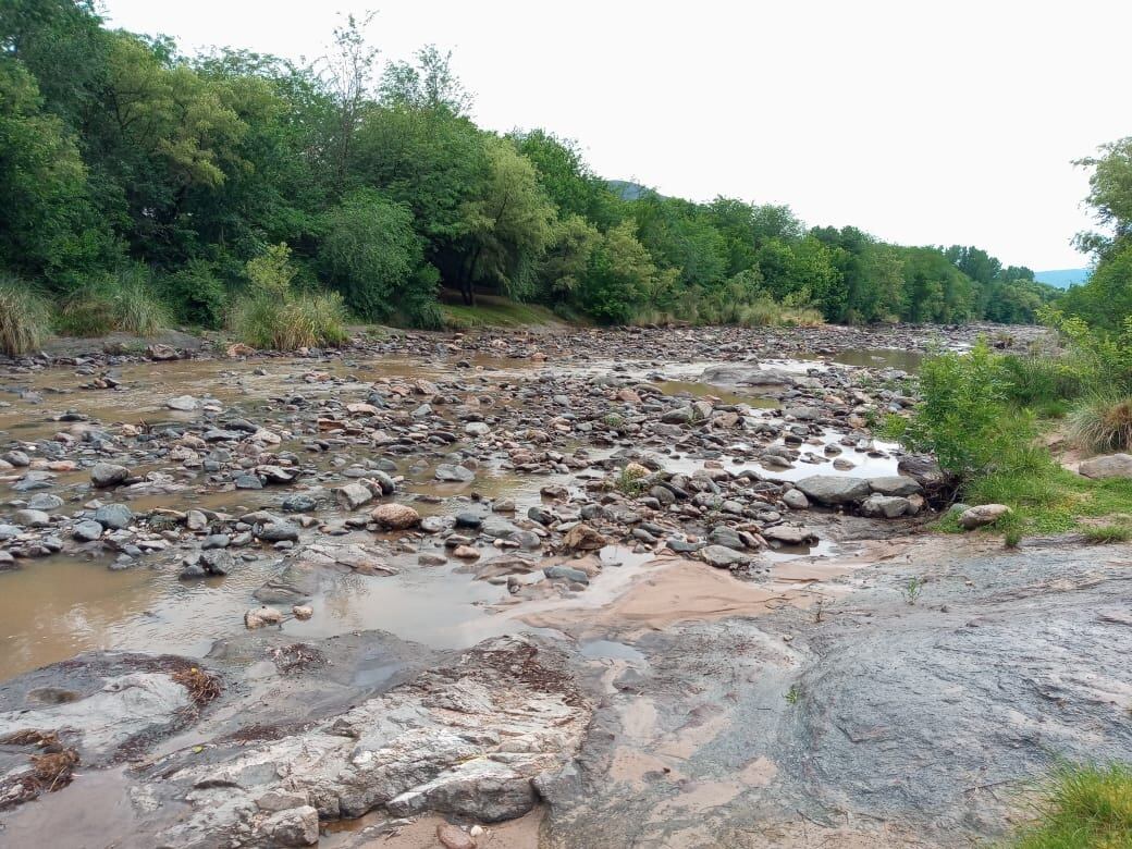 El río San Antonio este último domingo de noviembre tras las precipitaciones.