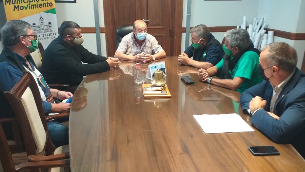 El Intendente Carlos Sánchez recibió a los representantes del Sindicato Unificado de Trabajadores Municipales.