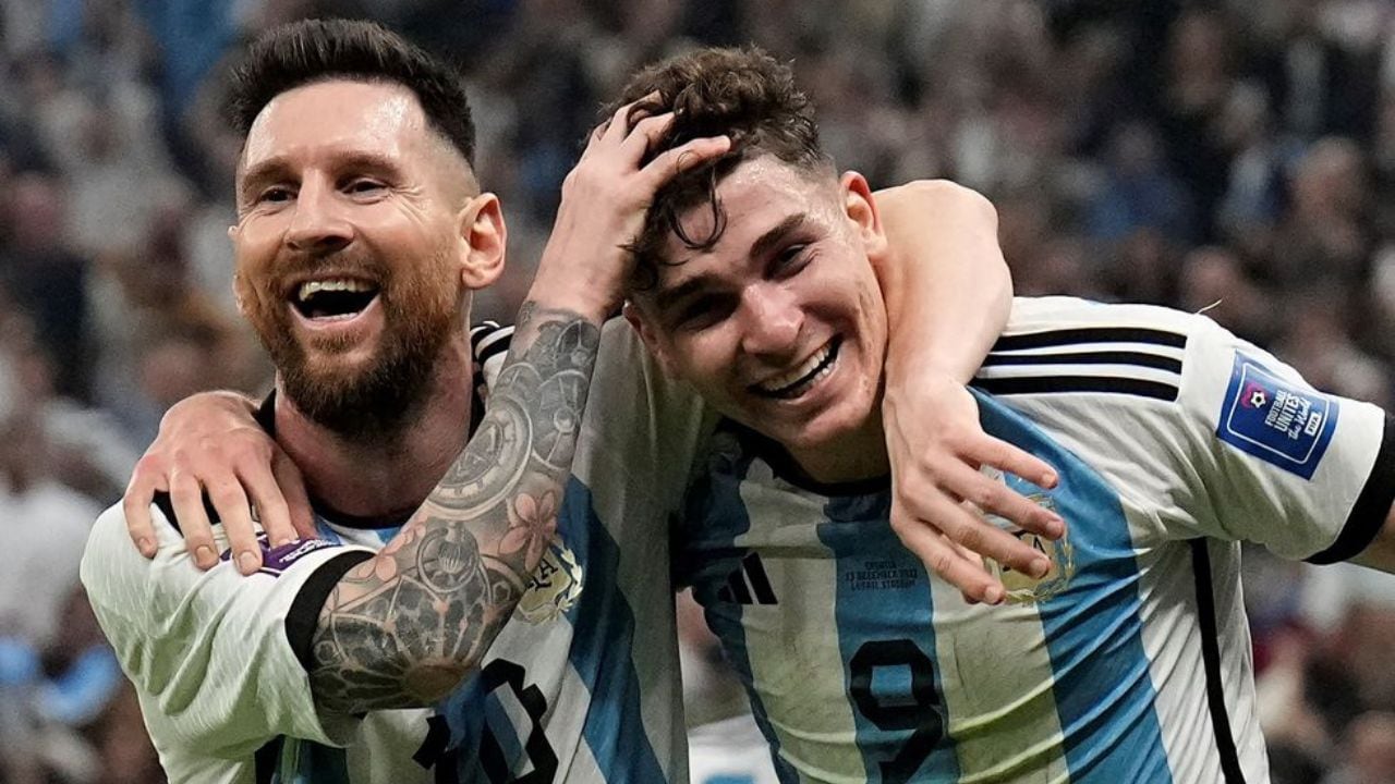 Lionel Messi y Julián Álvarez entre los mejores del mundo.