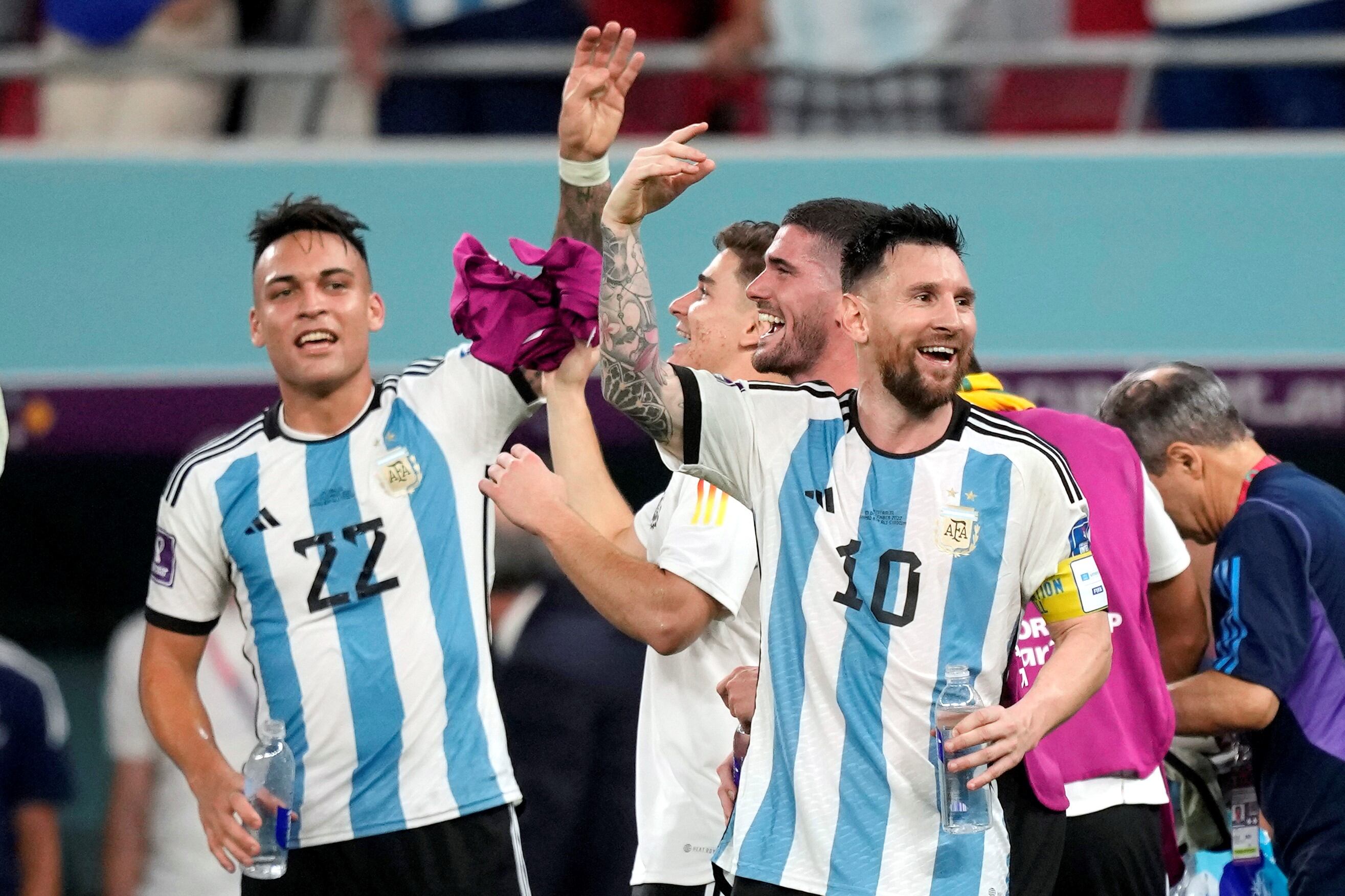 Lionel Messi volvió a tener un partido muy bueno, con gol y mucha gambeta (AP)