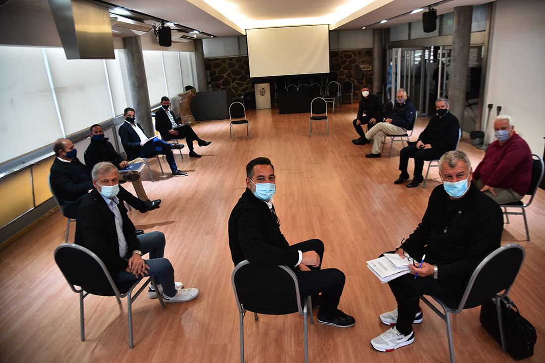 La reunión en la Municipalidad dio pie a otro encuentro para el viernes próximo a las 11 (Foto: Pedro Castillo).