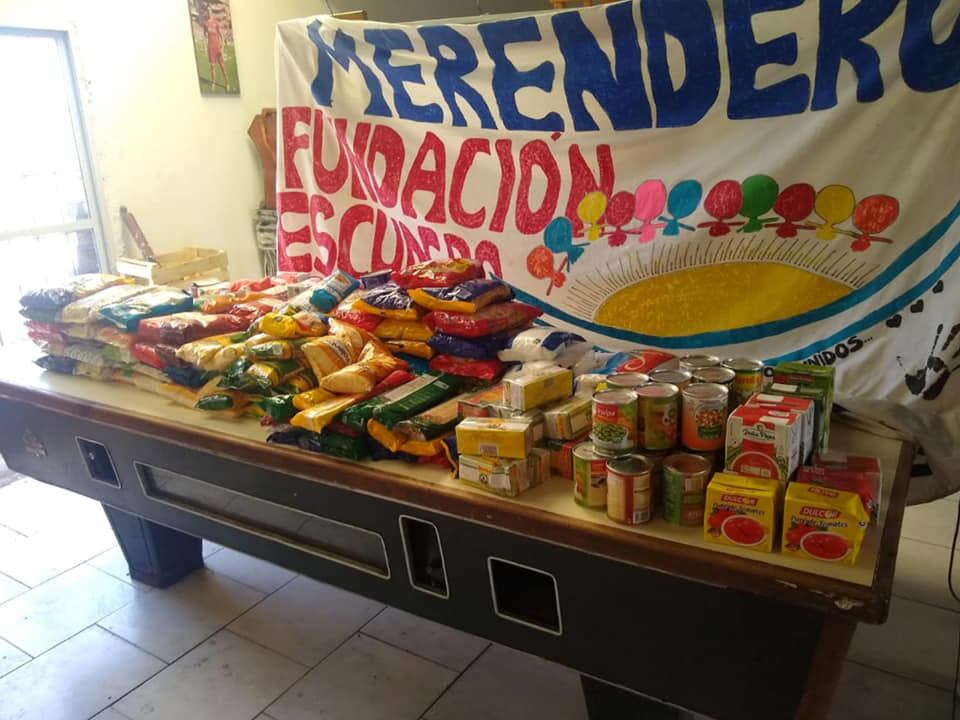 El evento recaudó alimentos para los más vulnerables