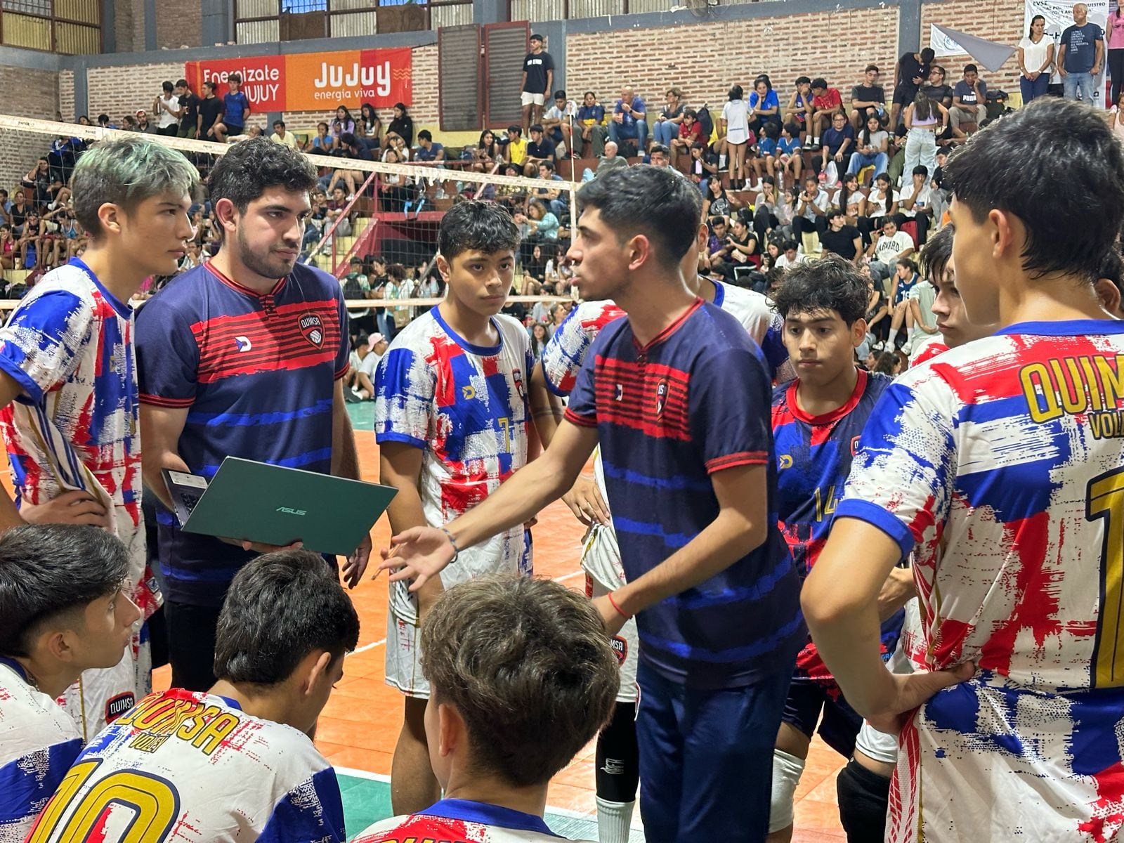 Final sub 18 equipo de Sociedad española contra Quimsa de Santiago del Estero.